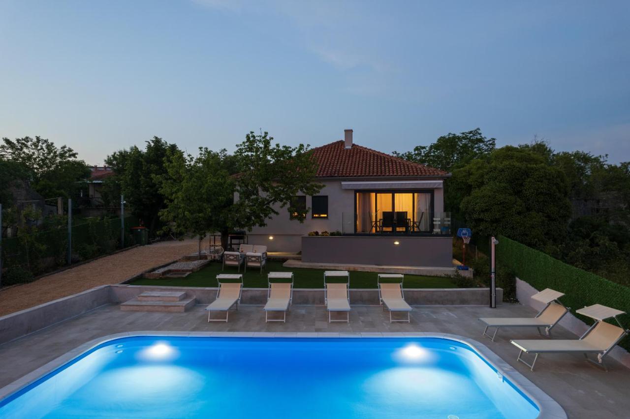 Villa Voyage Zara Esterno foto